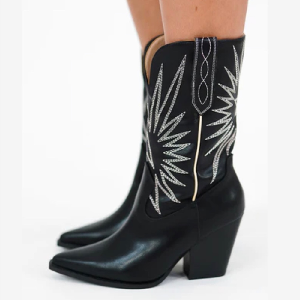 Black Cowboy Boots w/ Silver Embroidery